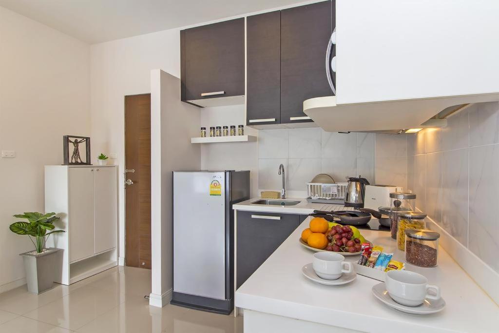 Chic Condo By Resava Karon Zewnętrze zdjęcie