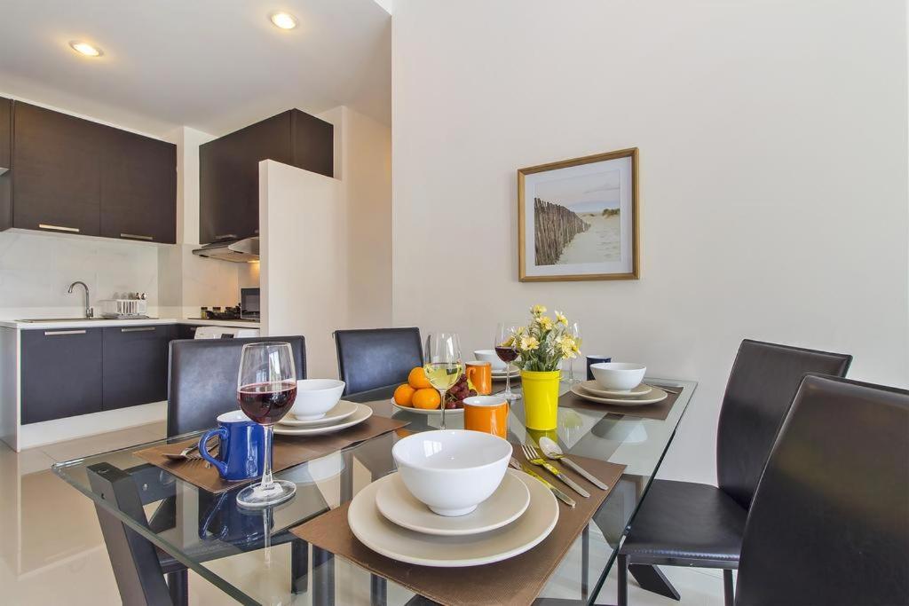 Chic Condo By Resava Karon Zewnętrze zdjęcie
