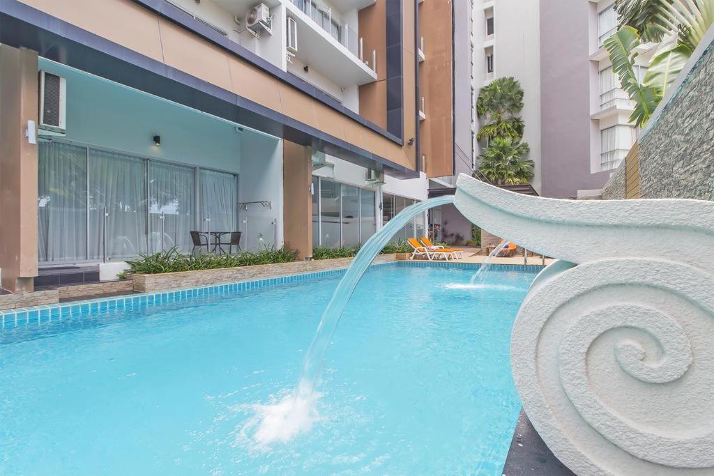 Chic Condo By Resava Karon Zewnętrze zdjęcie